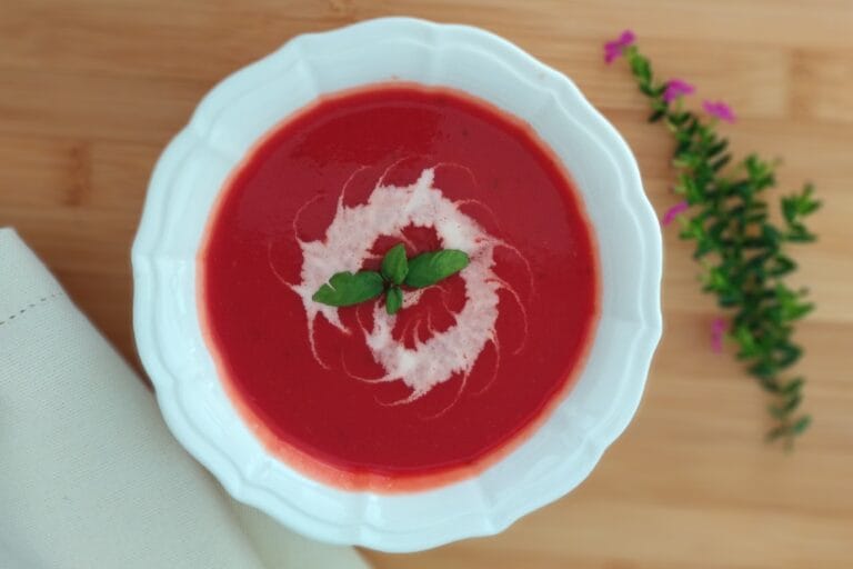 Sopa-de-Beterraba-Cremosa