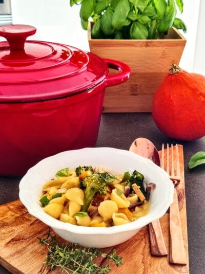 Massa de abóbora e tofu fumado one pot meal